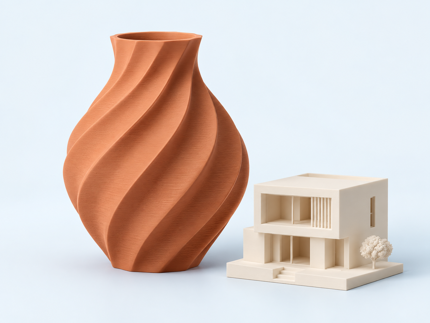 Vase décoratif et maquette de maison — illustration d’usage du PLA